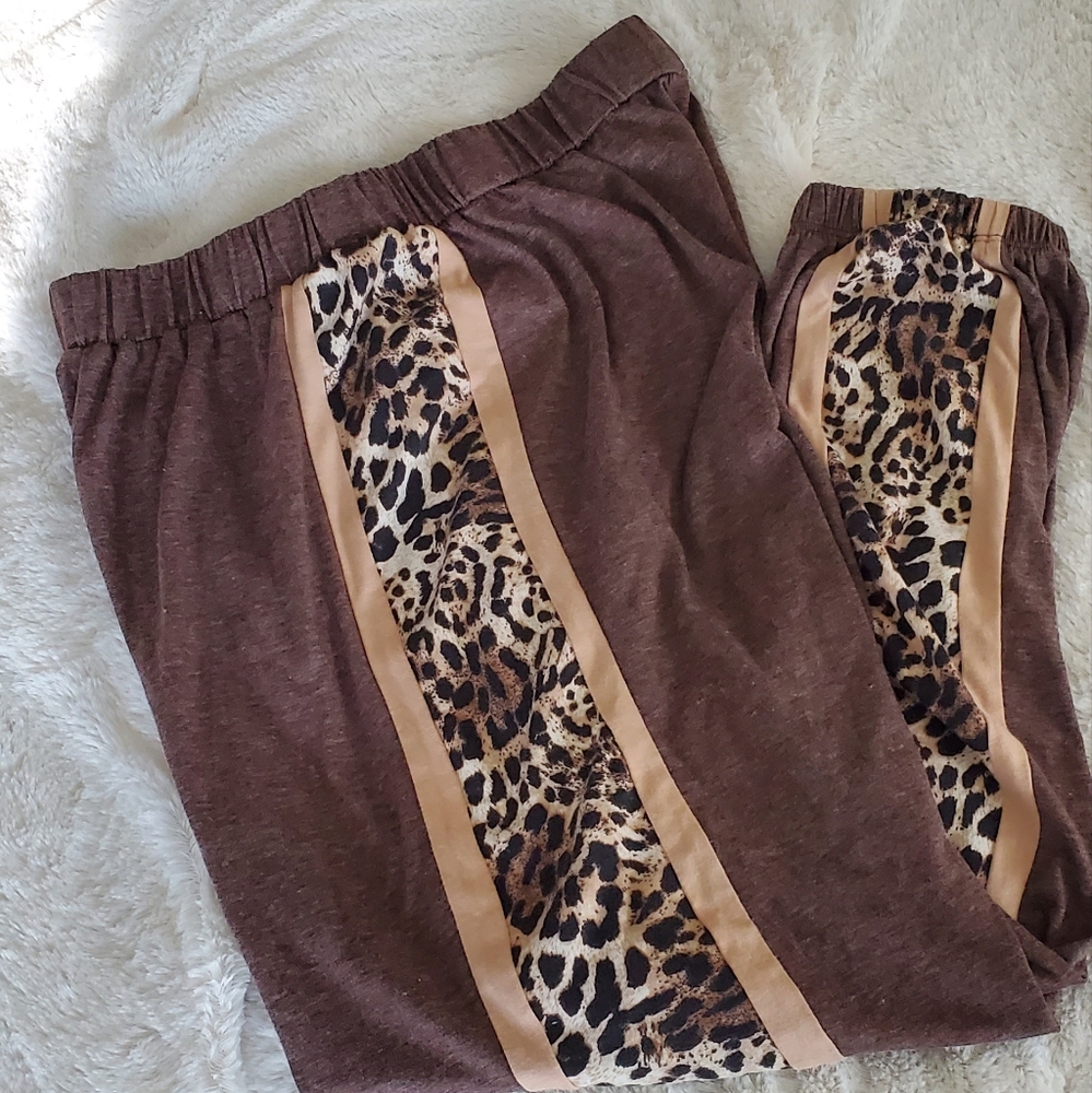 Joggers Leopard Stripe Medium